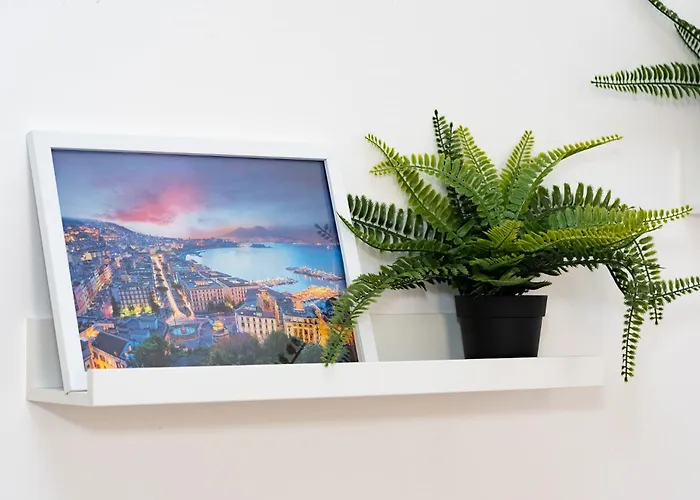 Smart Rent Nei Pressi Di Via Toledo 2 Da Letto *